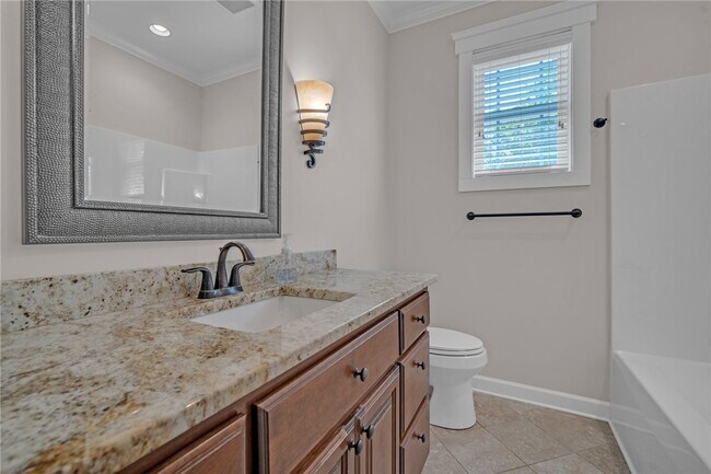 Foto del edificio - 137 Crawford Lake Dr