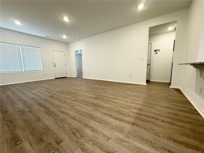 Foto del edificio - 2720 Evans St