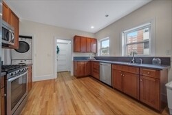Foto del edificio - 689 Washington St