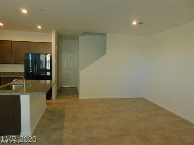 Foto del edificio - 1192 Mission View Ct