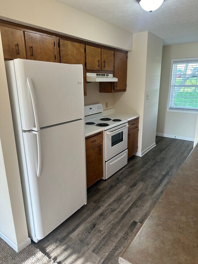 Building Photo - 1295 Barnwood Ct