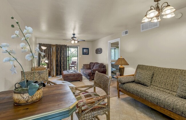 Building Photo - 3200 S Litzler Dr