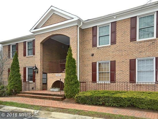 Building Photo - 10706 Kings Riding Way