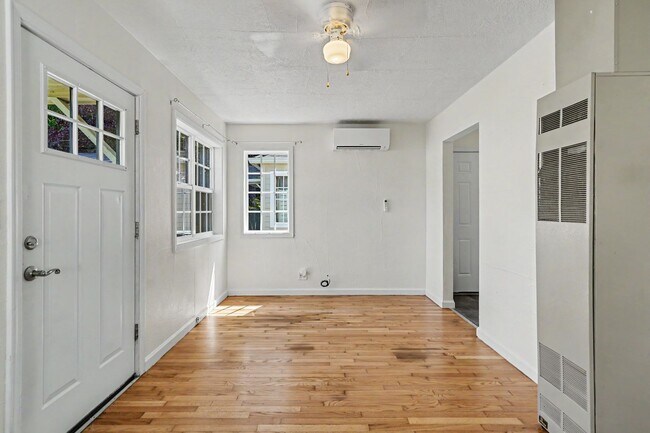 Foto del edificio - 19th 4-Plex - 000004