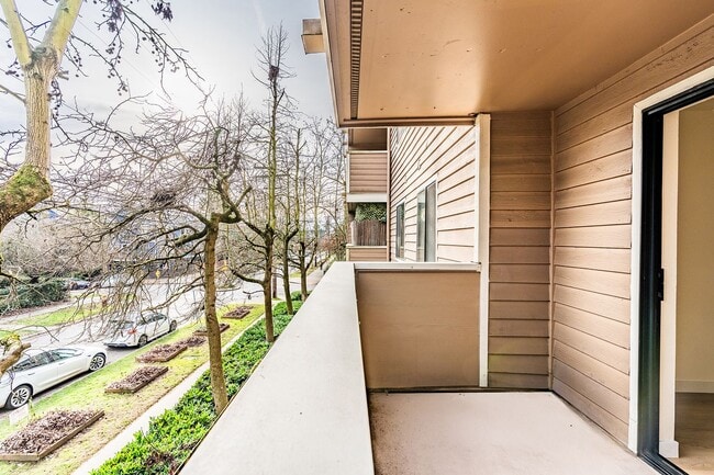 Interior Photo - Park Royal