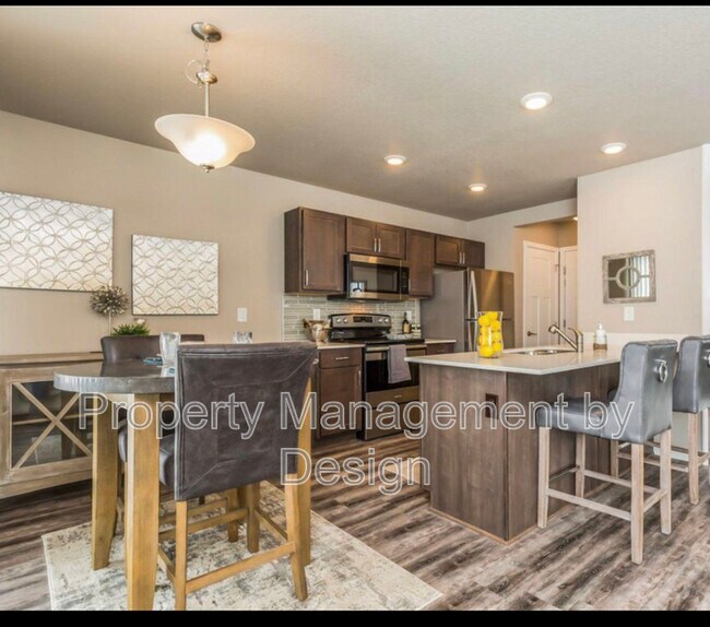 Foto del edificio - 763 NE Macey Way