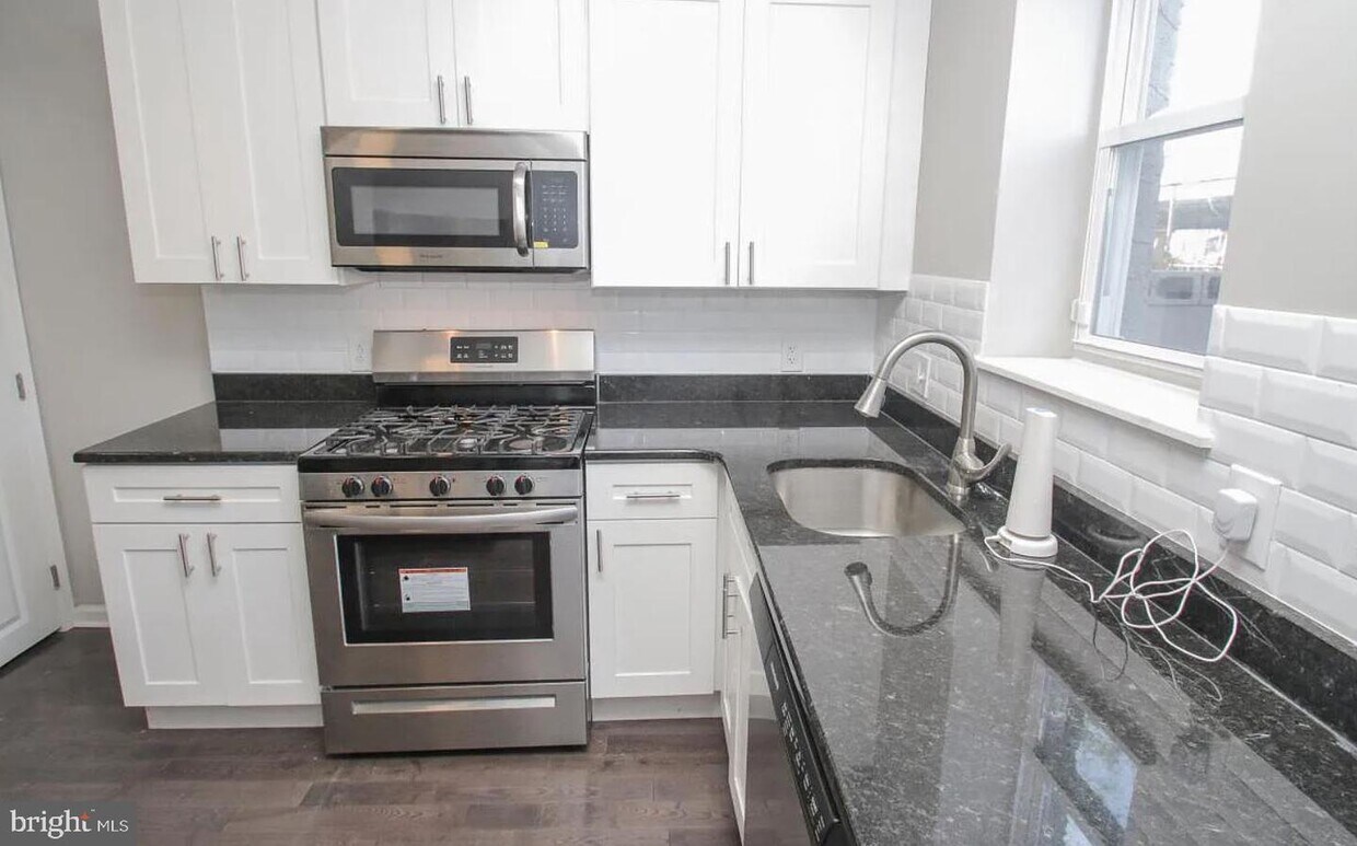 Primary Photo - 1524 S Taylor St