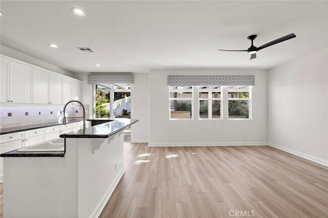 Building Photo - 5725 Calle Polvorosa