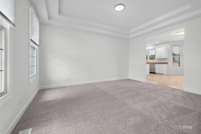 Building Photo - 770 Cole Dr
