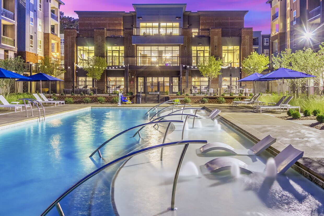 Pool Twilight - 1825 Morehead Ridge Dr
