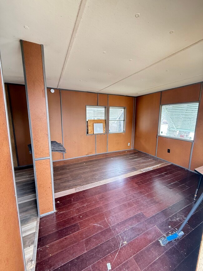 Building Photo - 920 Boardwalk Ln