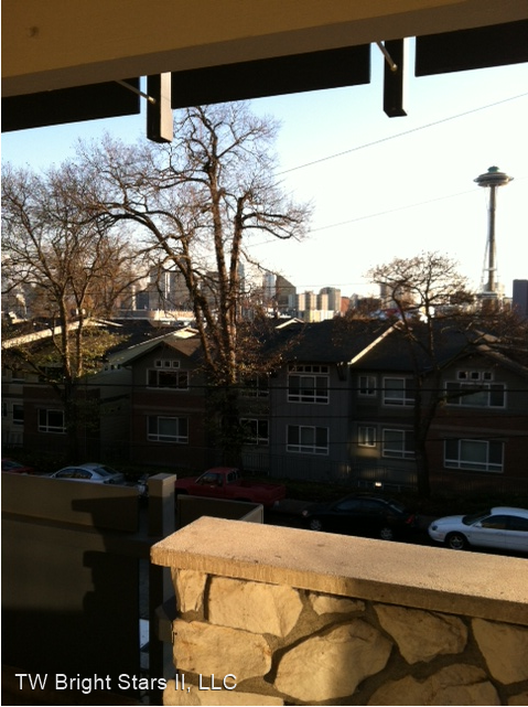 Foto del edificio - 900 Nob Hill Ave N
