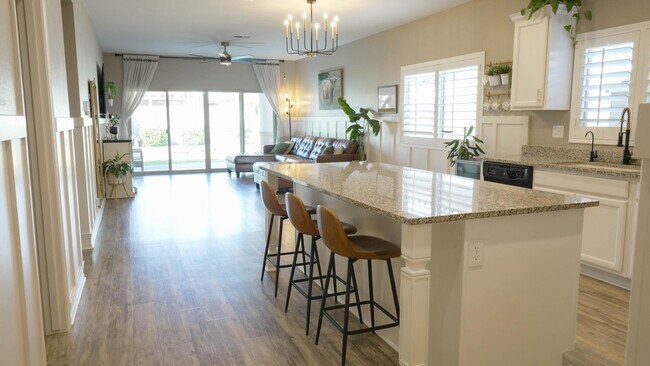 Foto del edificio - 884 W Whistling Thorn Ave