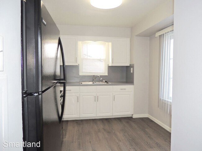 Building Photo - 3 br, 1 bath House - 21312 Hansen Road