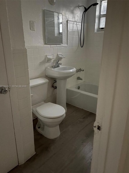 Building Photo - 6507 NW 6th Ave