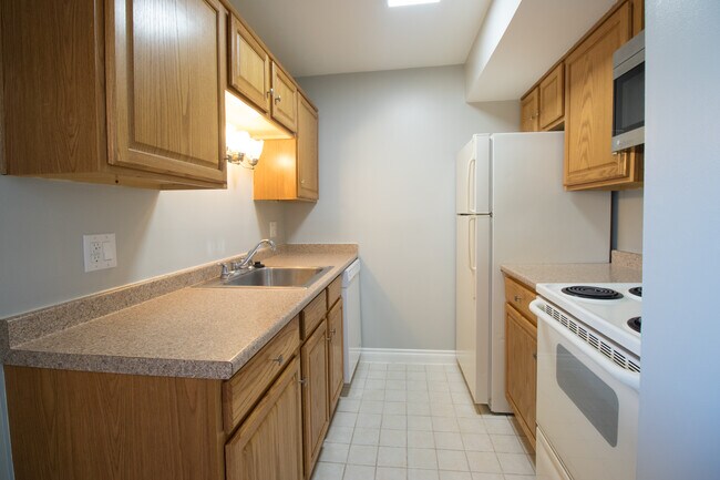Building Photo - 1317 Laurel Valley Dr
