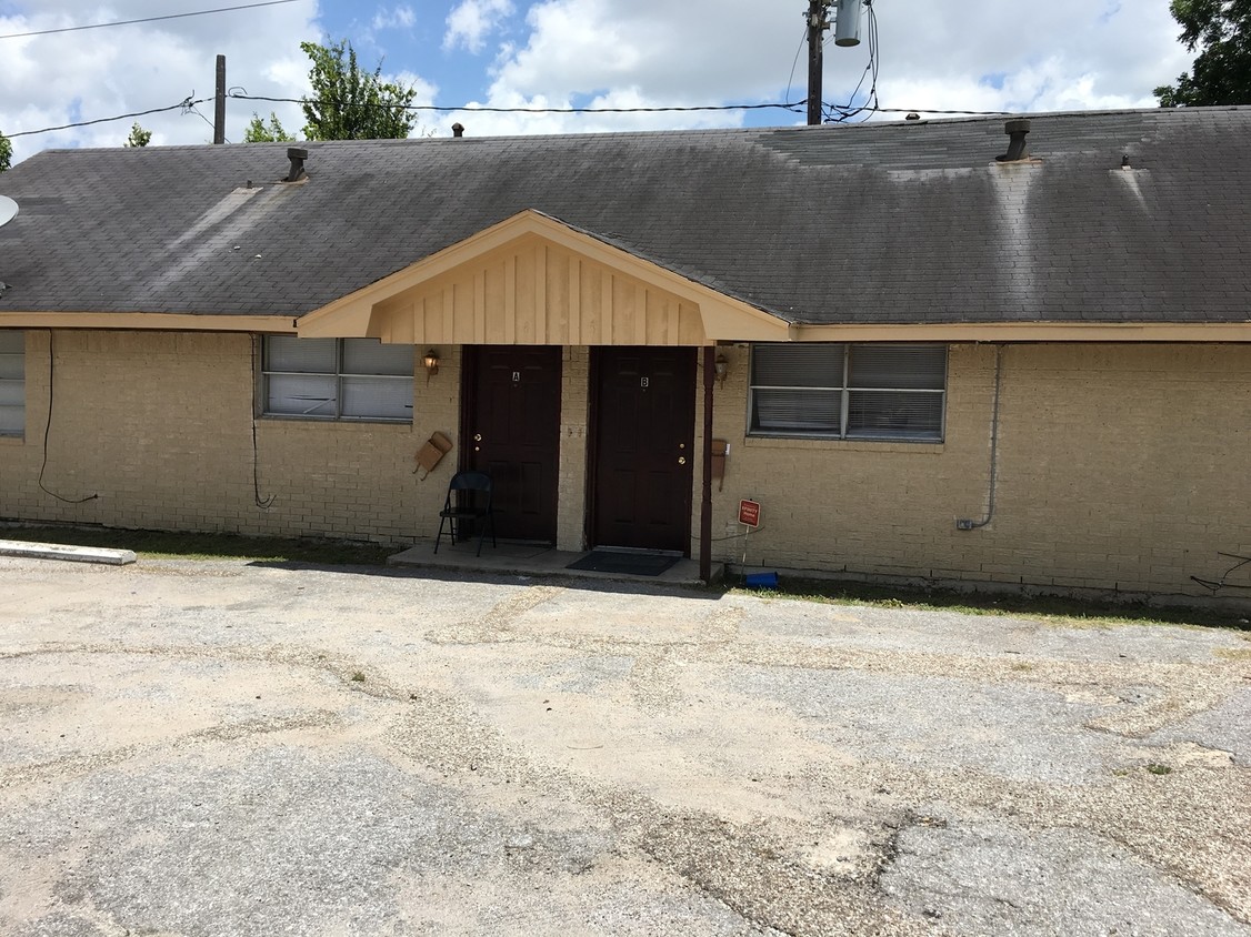 Primary Photo - 2415 Southmore Blvd