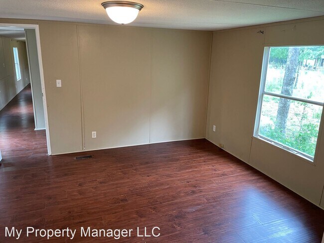 Building Photo - 3 br, 2 bath House - 209 Hilaire Rd.