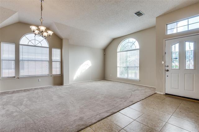 Foto del edificio - 10608 Robincreek Ln