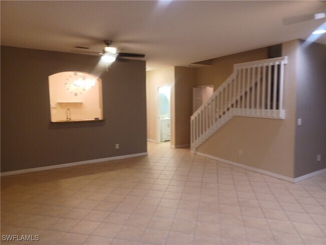 Building Photo - 3345 Antica St