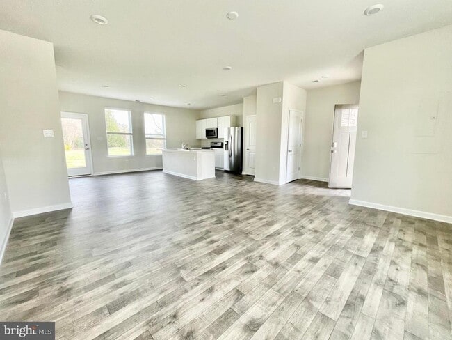 Building Photo - 87 Filbert Dr