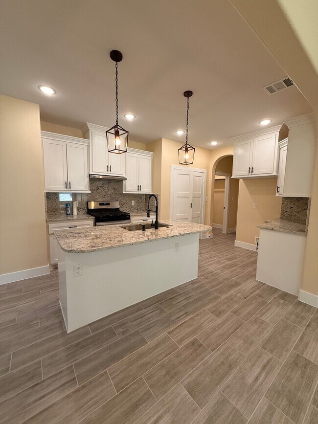 Foto del edificio - 14844 Coaltown Rd