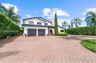 Building Photo - 3420 SW 129th Ave