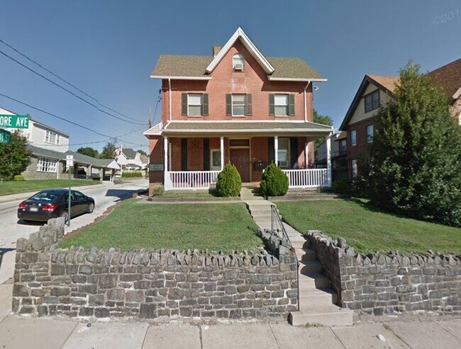 Building Photo - 29 W Baltimore Ave