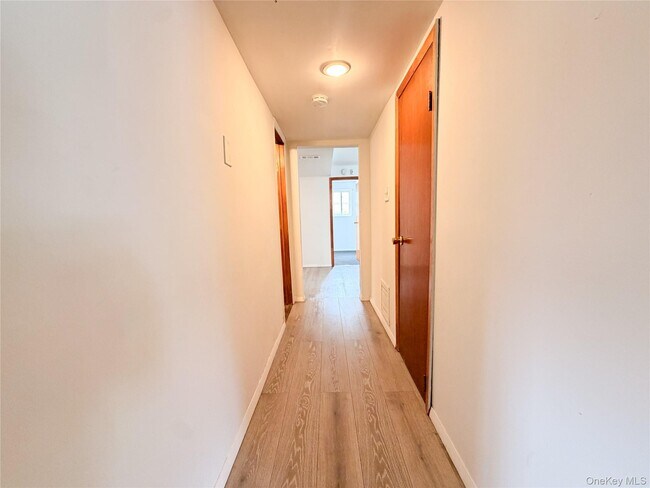 Foto del edificio - 21 Craig Rd