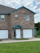 Building Photo - 1052 Agape Ct