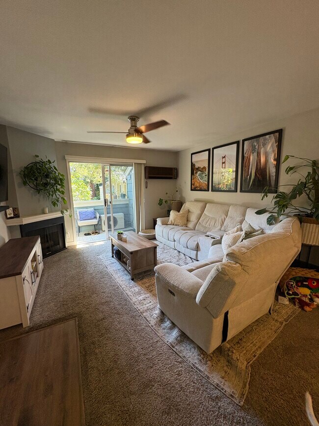 Foto del edificio - 2701 Somerset Park Cir