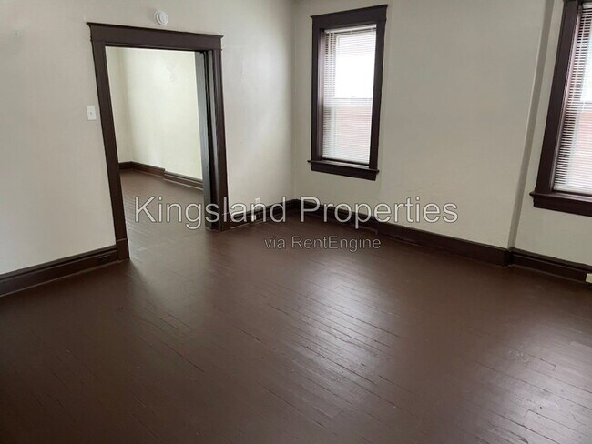 Foto del edificio - 5509-5511-5511 Alaska Ave