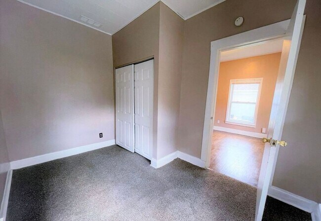 Foto del edificio - 2 Bed 1 Bath Home!