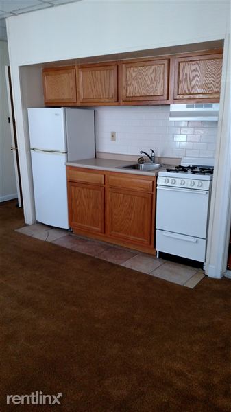 Primary Photo - 3950 Pine St