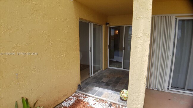 Building Photo - 7640 Westwood Dr