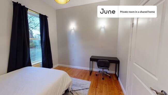 Building Photo - Room in Shared 5 bed/2.5 bath home