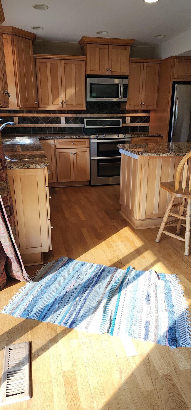 Foto del edificio - 12815 15th Ave N