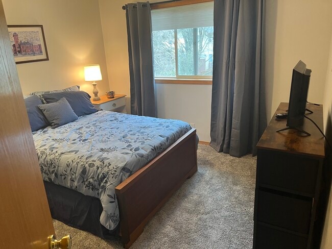 Building Photo - 4165 Berrywood Dr