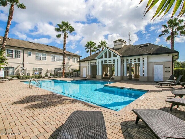 Building Photo - 11312 Estancia Villa Cir