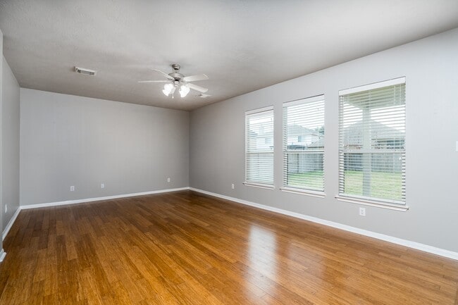 Foto del edificio - 12947 Millstream Bend Ln