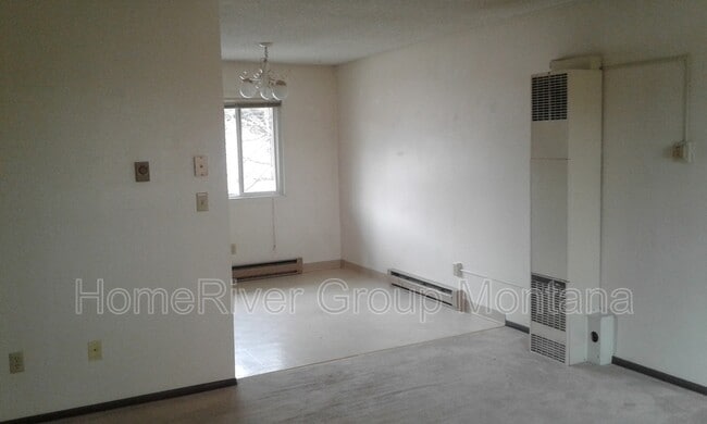 Building Photo - 2308 Hillview Ct