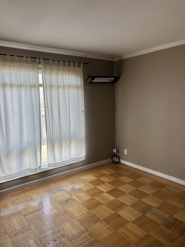 Bedroom 2 - 1987 31st Ave