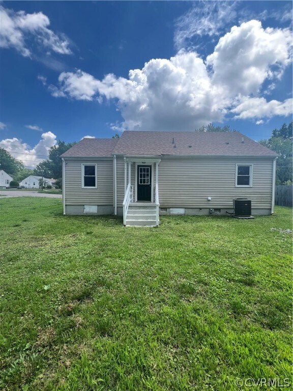 Building Photo - 2105 Lynchburg St