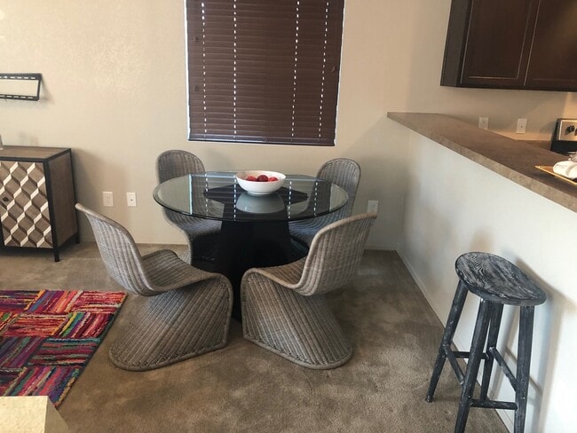 Building Photo - Fully Furnished- Eldorado Town Home