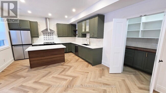 Building Photo - 42 Calverley St