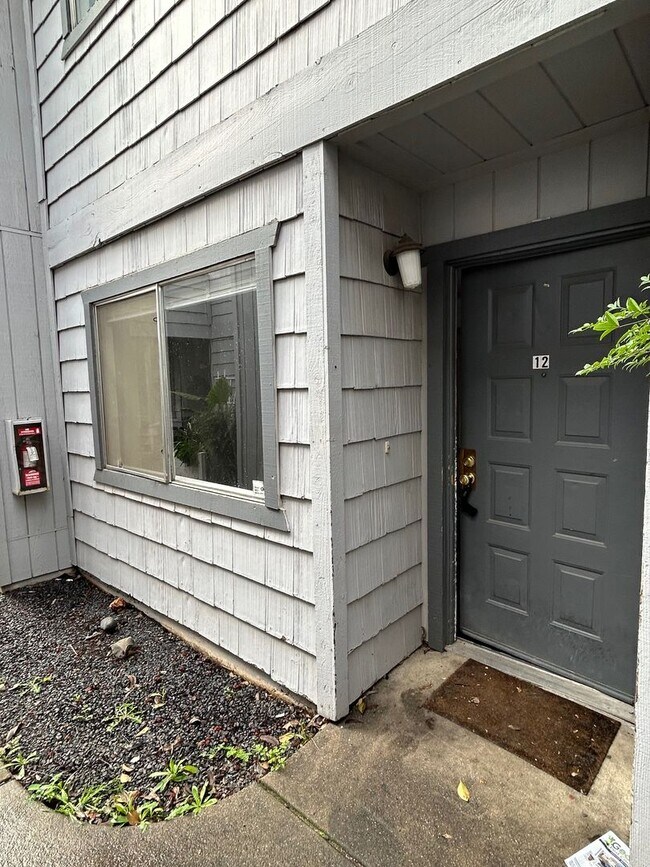 Building Photo - 12 Klondike Ct