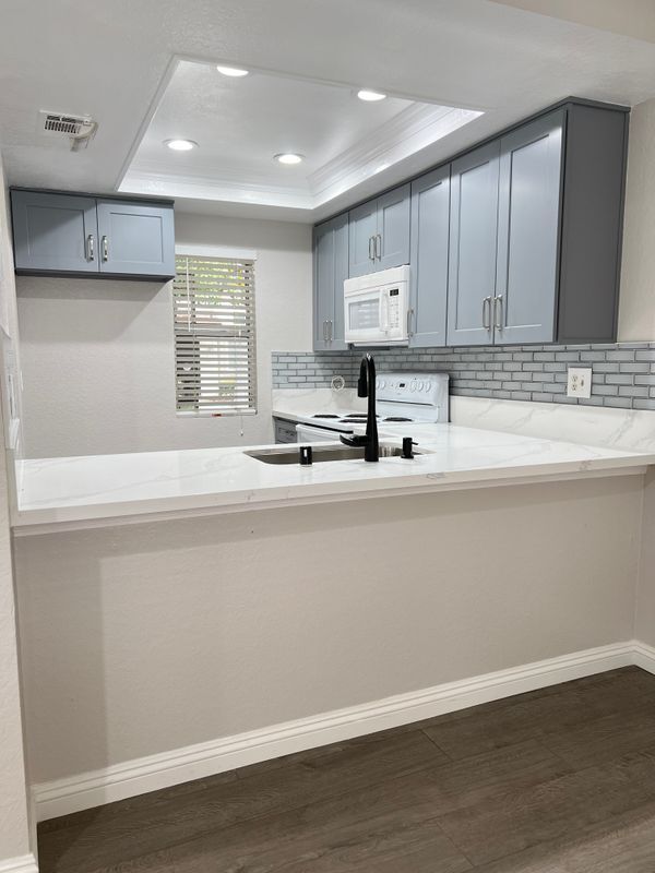 Foto del edificio - 1031 S Palmetto Ave