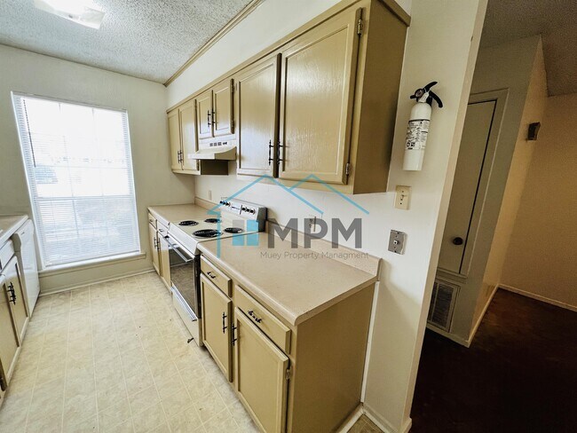 Foto del edificio - 11 Briarwood Cir