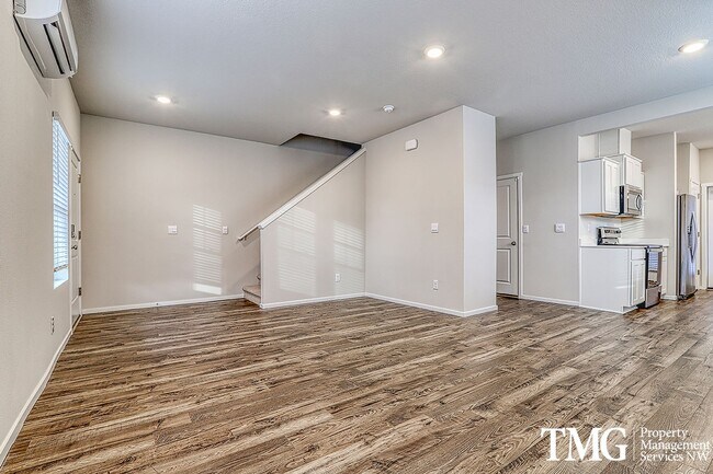 Foto del edificio - 3 Bedroom 2.5 Bathroom Home with Beautiful...