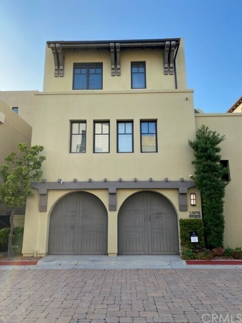 Building Photo - 13070 Discovery Creek